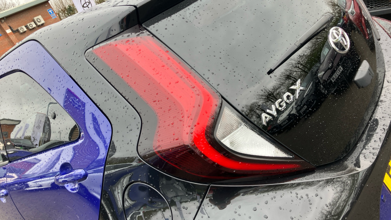 Toyota Aygo X 1.0 VVT-i Edge 5dr Auto Petrol Hatchback